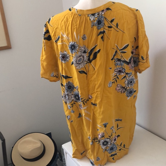 Flowy Top - Picture 3 of 5